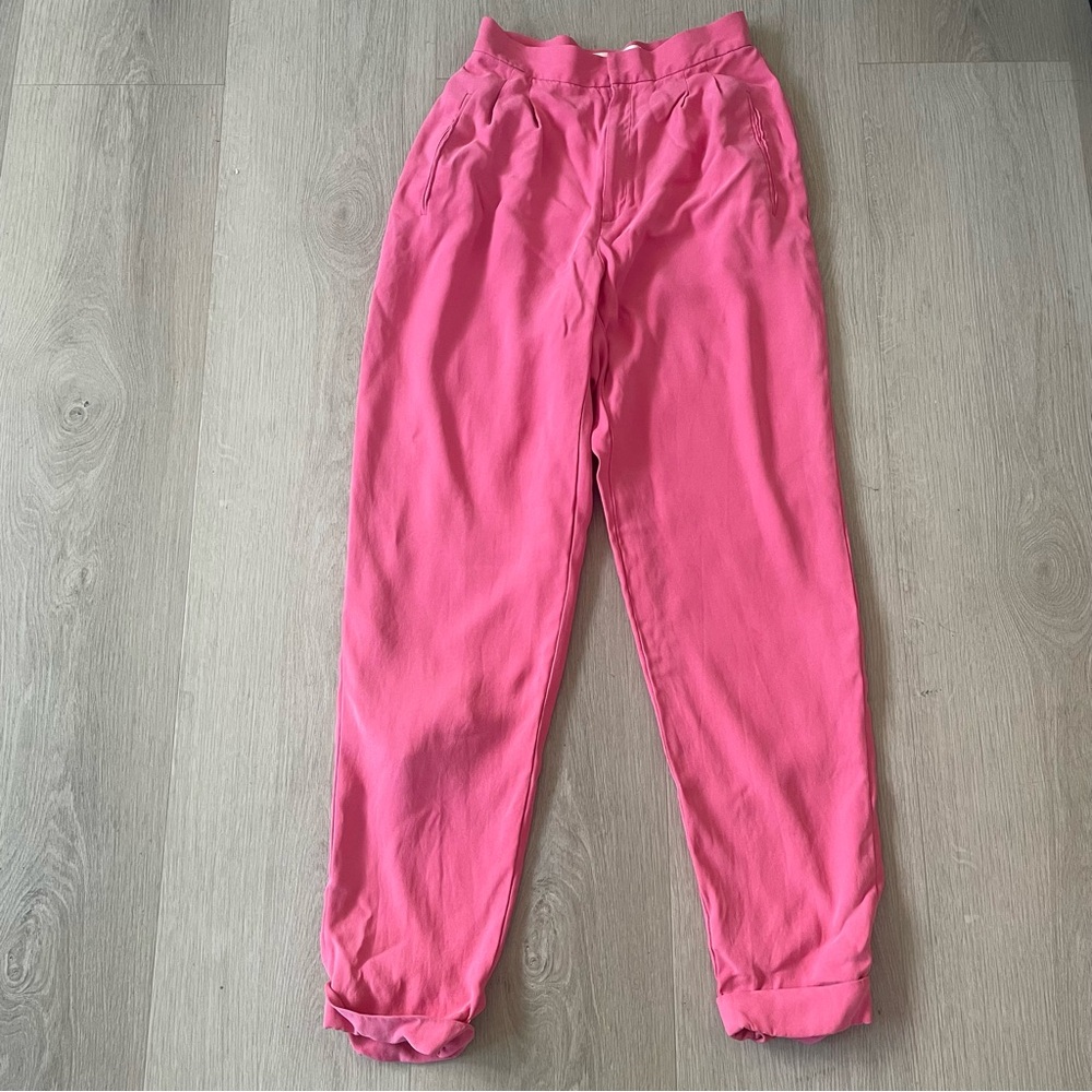 Dana Buchman Woman Pants Size 6 100% Silk Pink Business Casual Preppy Barbiecore